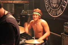 90east LIVE  09/11/2010