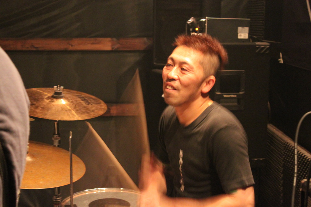 90east LIVE  09/11/2010