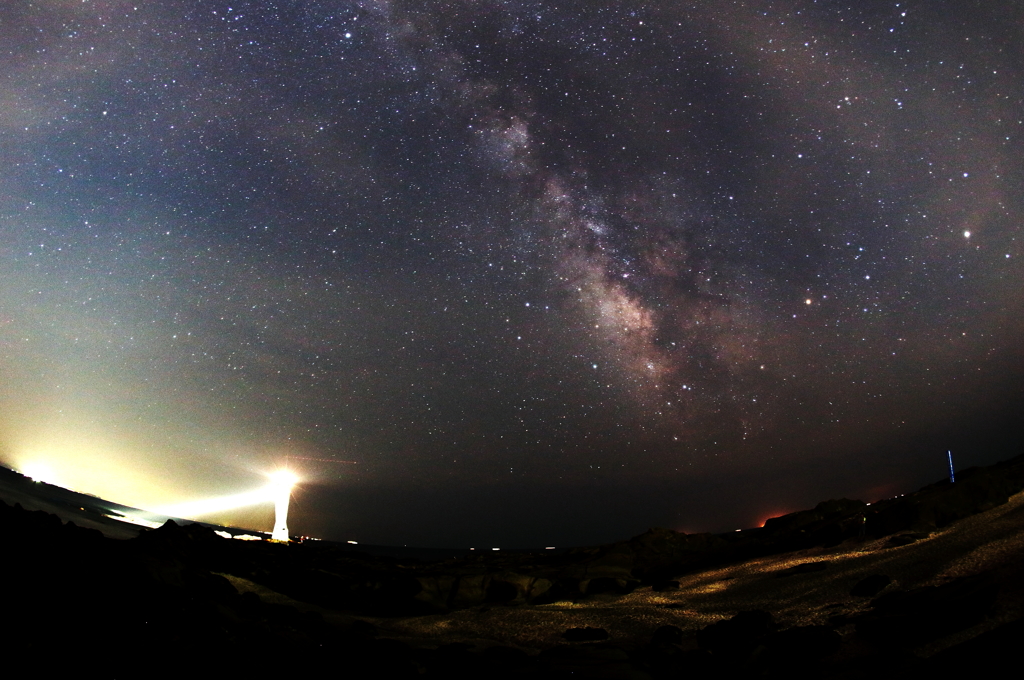 ♪星が降る降る城ヶ島の磯に♪