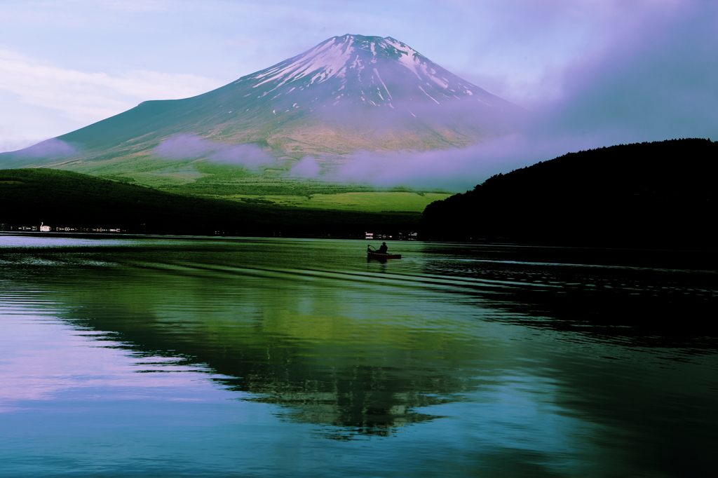 夏色の湖面
