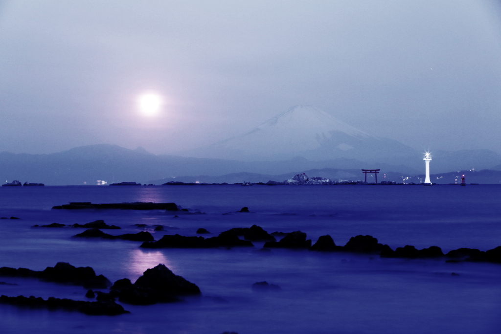真名瀬の朧月富士