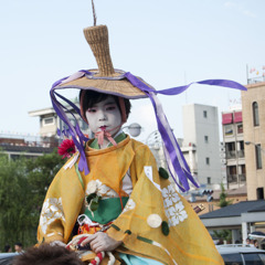 馬上のお稚児さん