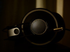 akg k702