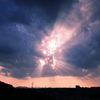 太陽を包む