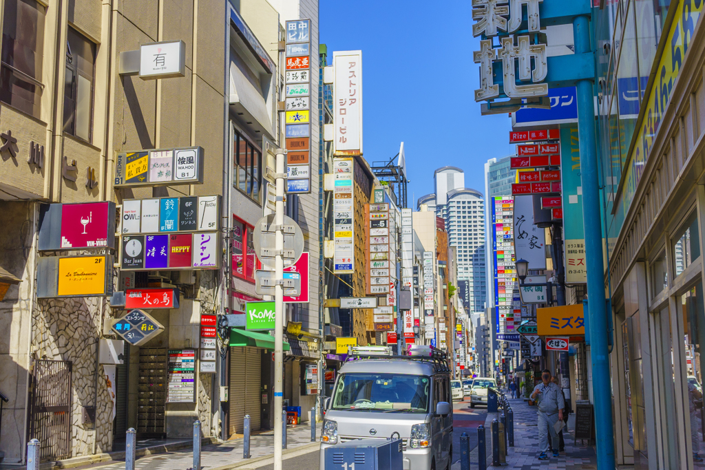 青空と看板