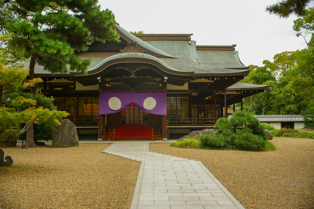 神館