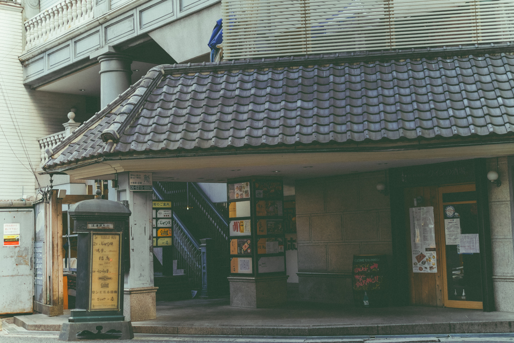 洋館…2