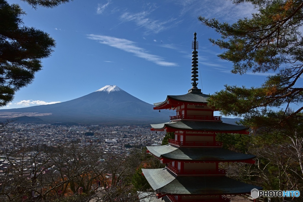 五重塔と富士山