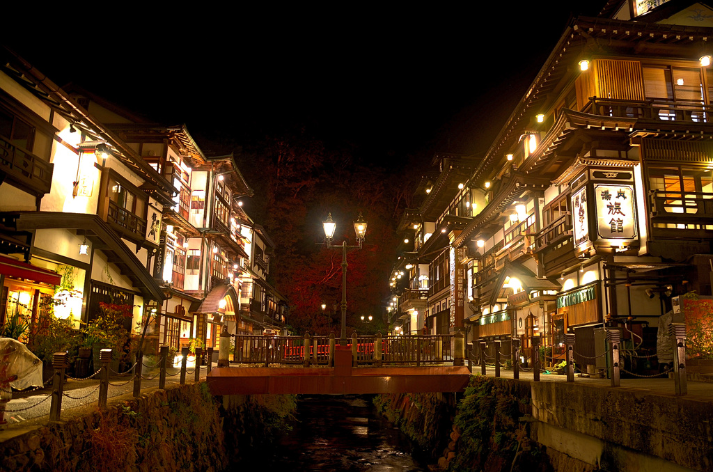 銀山温泉
