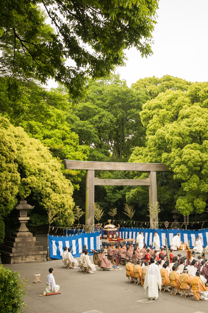  熱田神宮　神輿渡御神事（しんよとぎょしんじ）