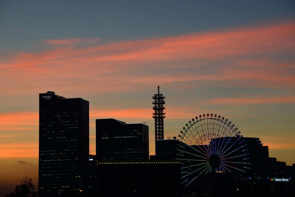 横浜散歩　みなとみらい夕暮れ3