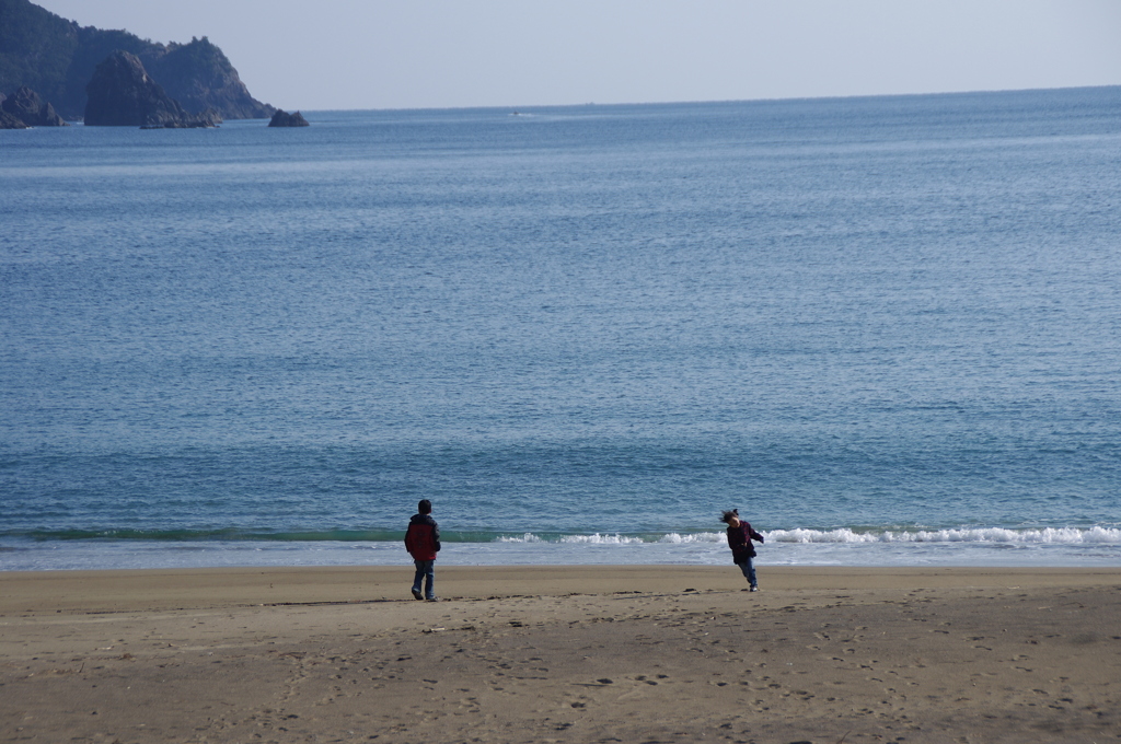 大浜海岸〜地元のこども