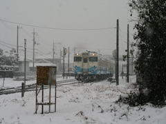 雪の中の列車