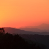 秋夕焼の伊吹山