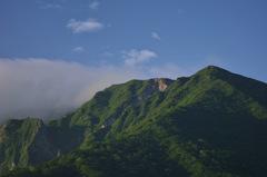 早朝の大山