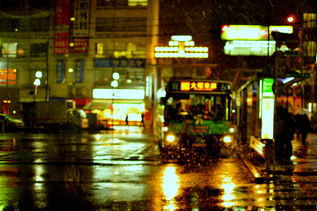 雨の音