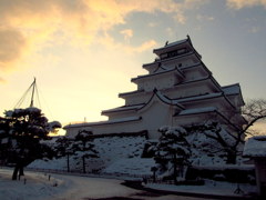 冬の夕暮れ　鶴ヶ城