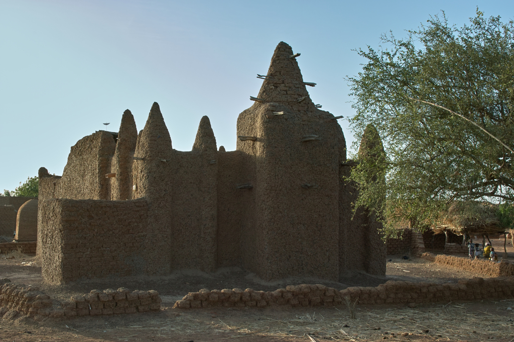 A Muddy Mosque by Bani River 02