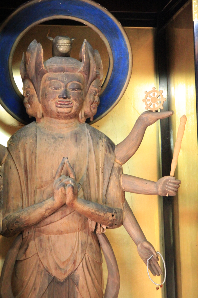横山神社　馬頭観音