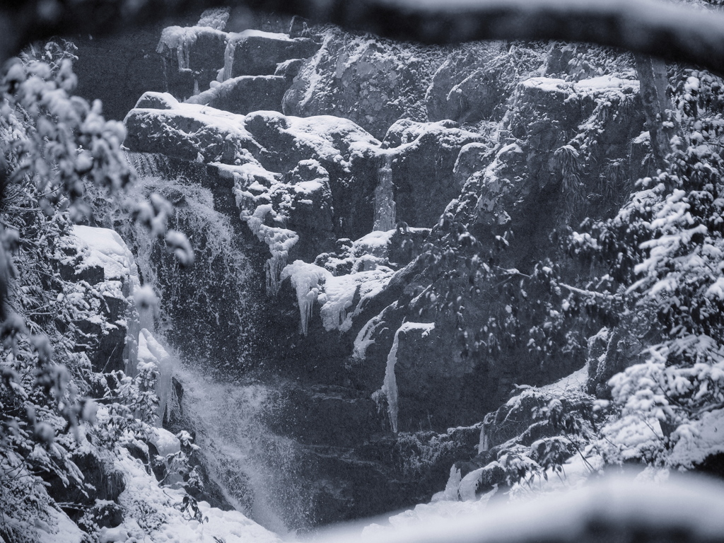 Ice fall