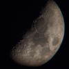 初、　望遠鏡越しの月