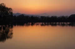 桜も散って　寂しくなりますが、夕景があります。
