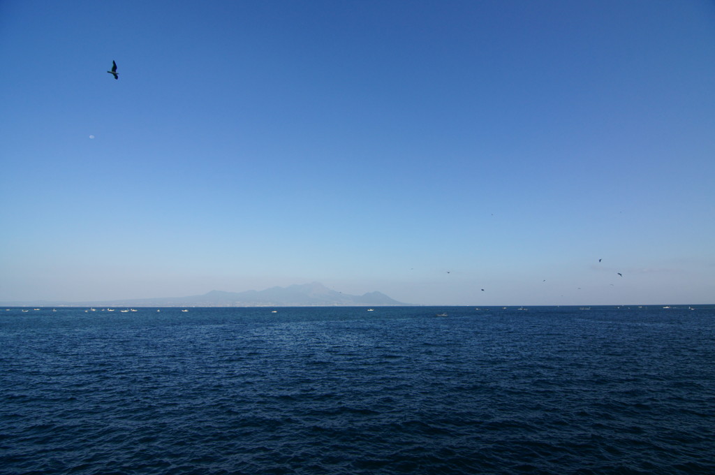 みちくさ編　月とカモメと普賢岳（雲仙）