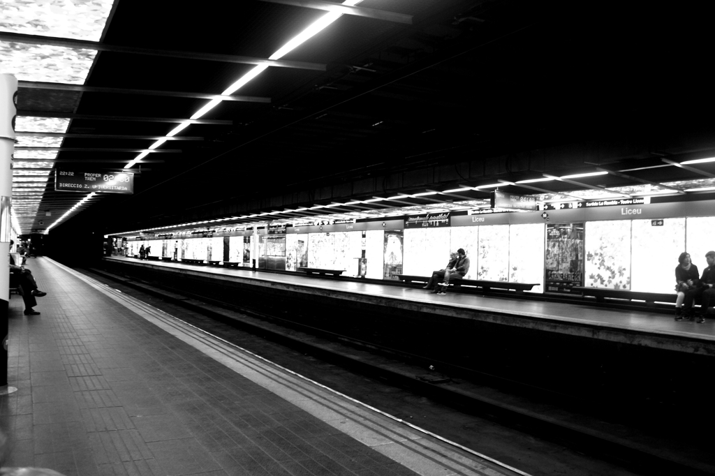 欧州某所 地下鉄駅その1