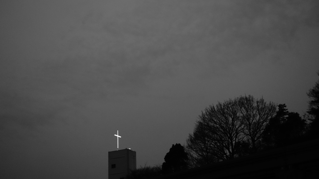 ✞