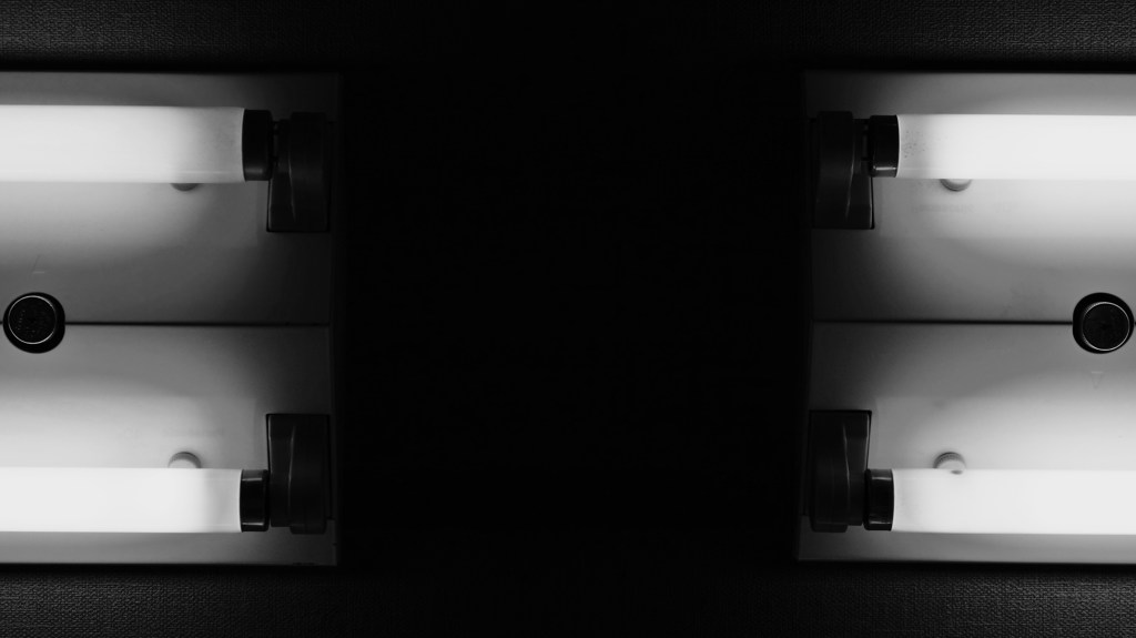 対 ［tsui］
