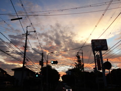 大阪、夏の夜明け
