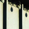 覗きこんで見た自分の影