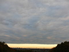 1124-ここだけ雲の下…