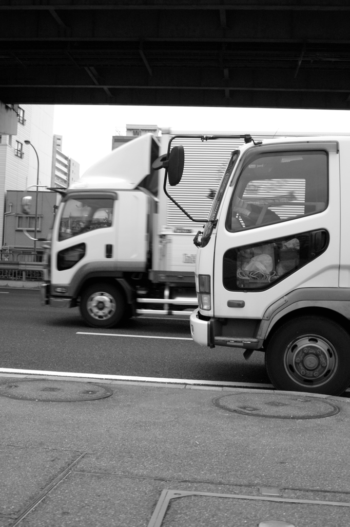 Ｔｗｏ　Trucks