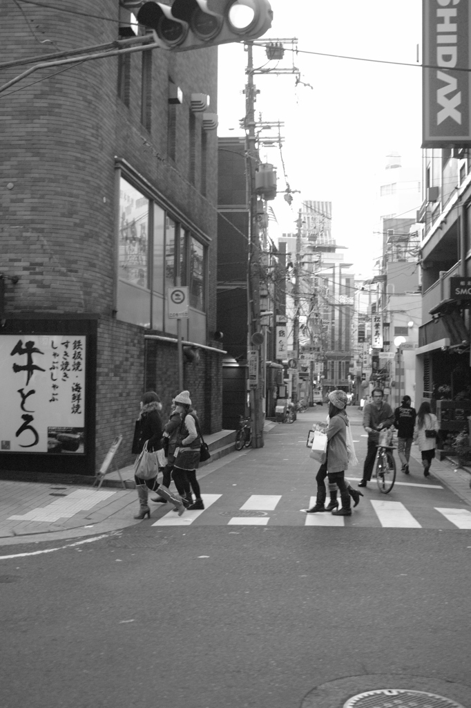 歩道にて