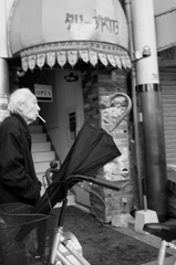 たばこの似合う男