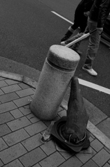 コロナが転がる街角