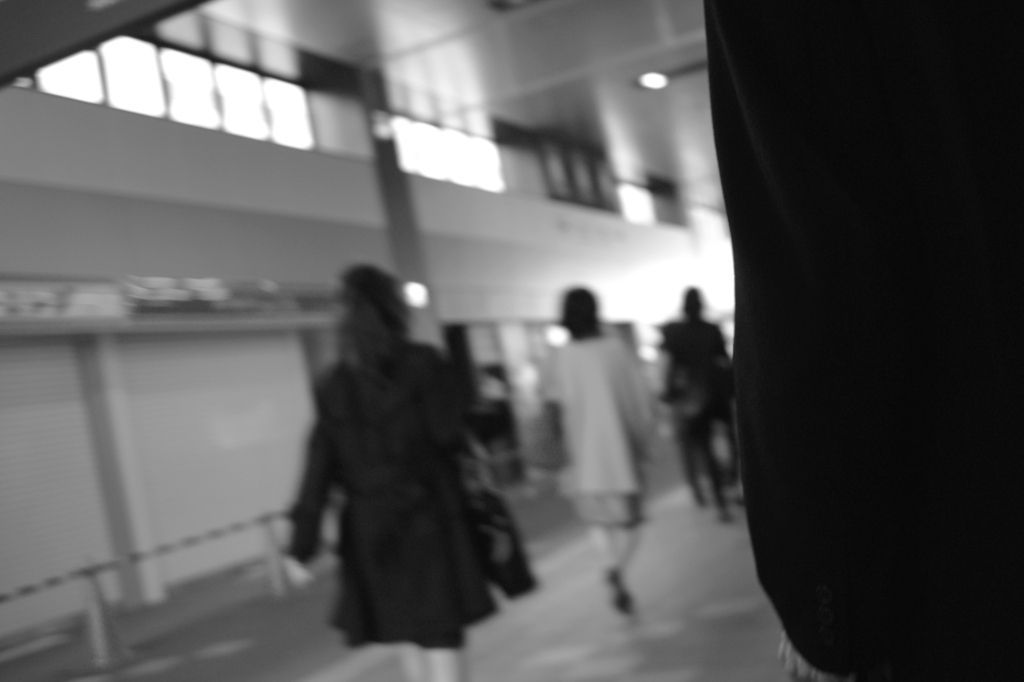 そしてナイフを持って