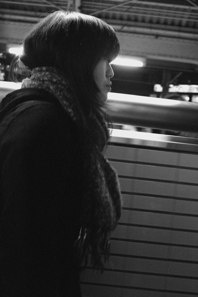 女の横顔