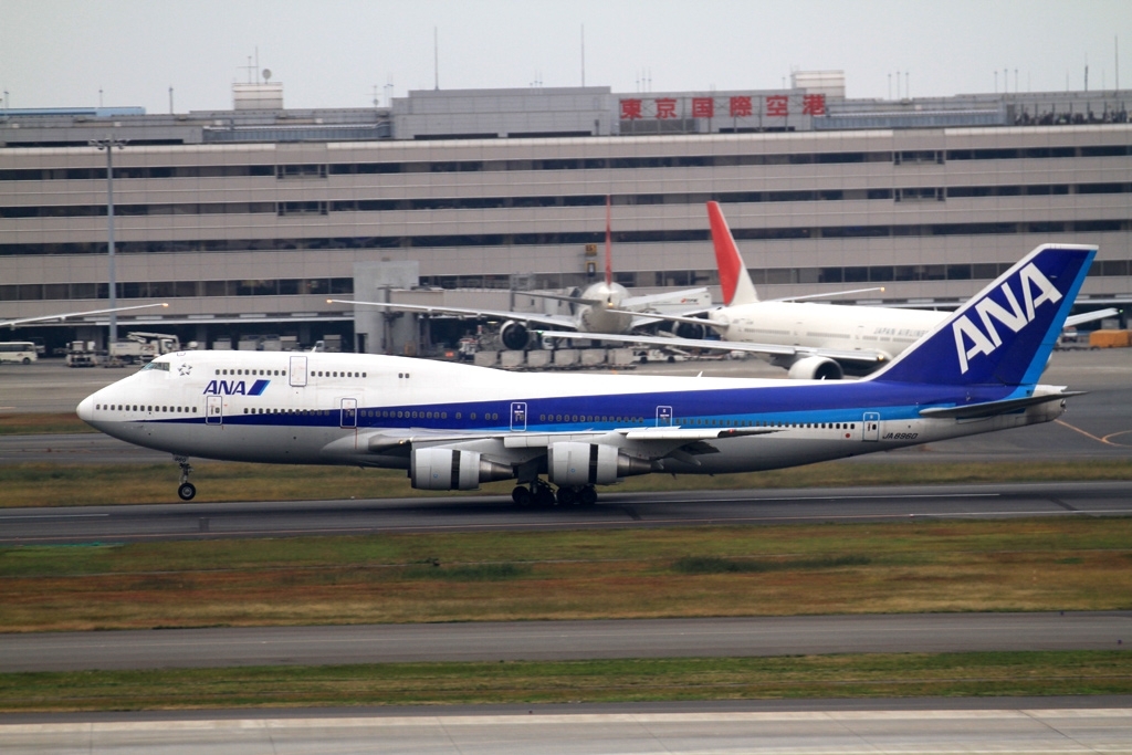 ANA 747-400D 逆噴射！