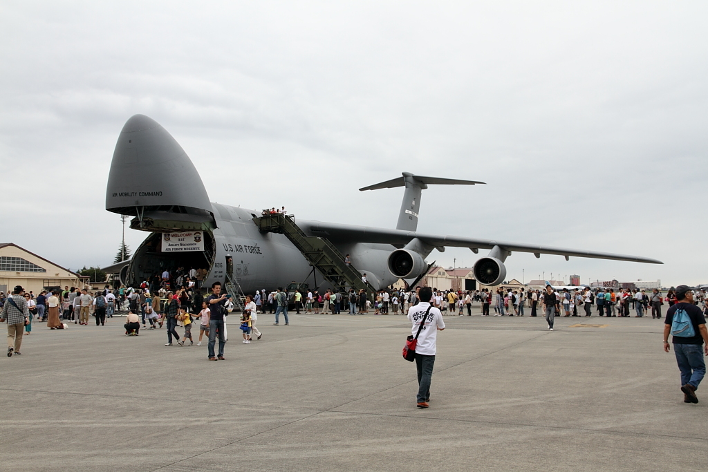 C-5's big yawn 