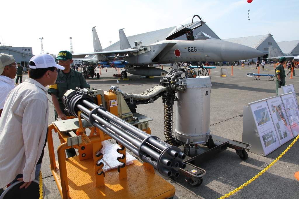 F15Jと20mm機関砲