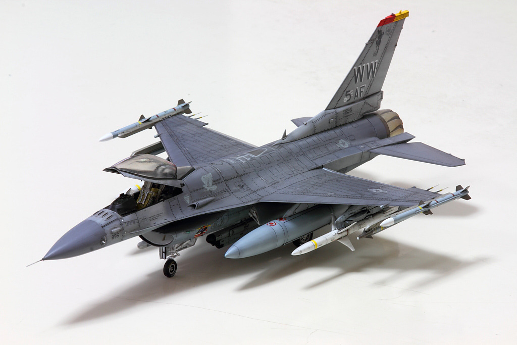 Fighting Falcon