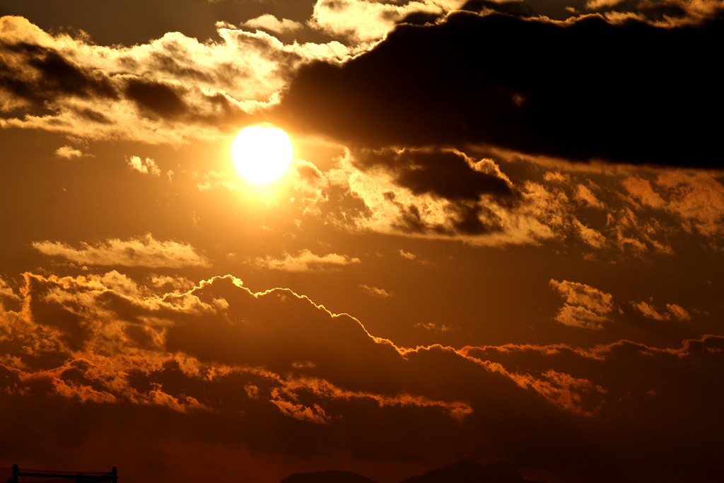 荘厳な夕焼け