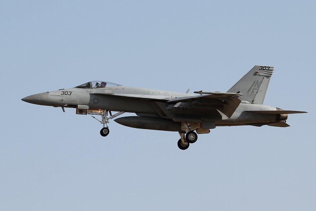 F-18E VFA-115 #303 Landing