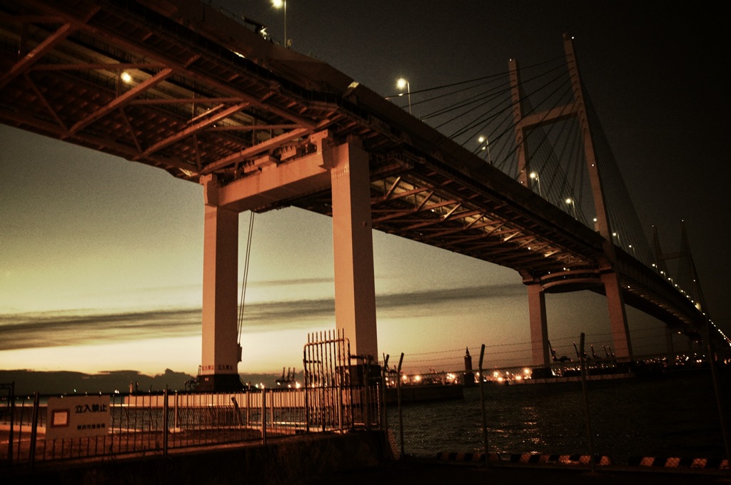 bridge of the daybreak