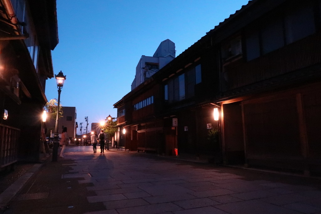 にし茶屋街の夕暮れ