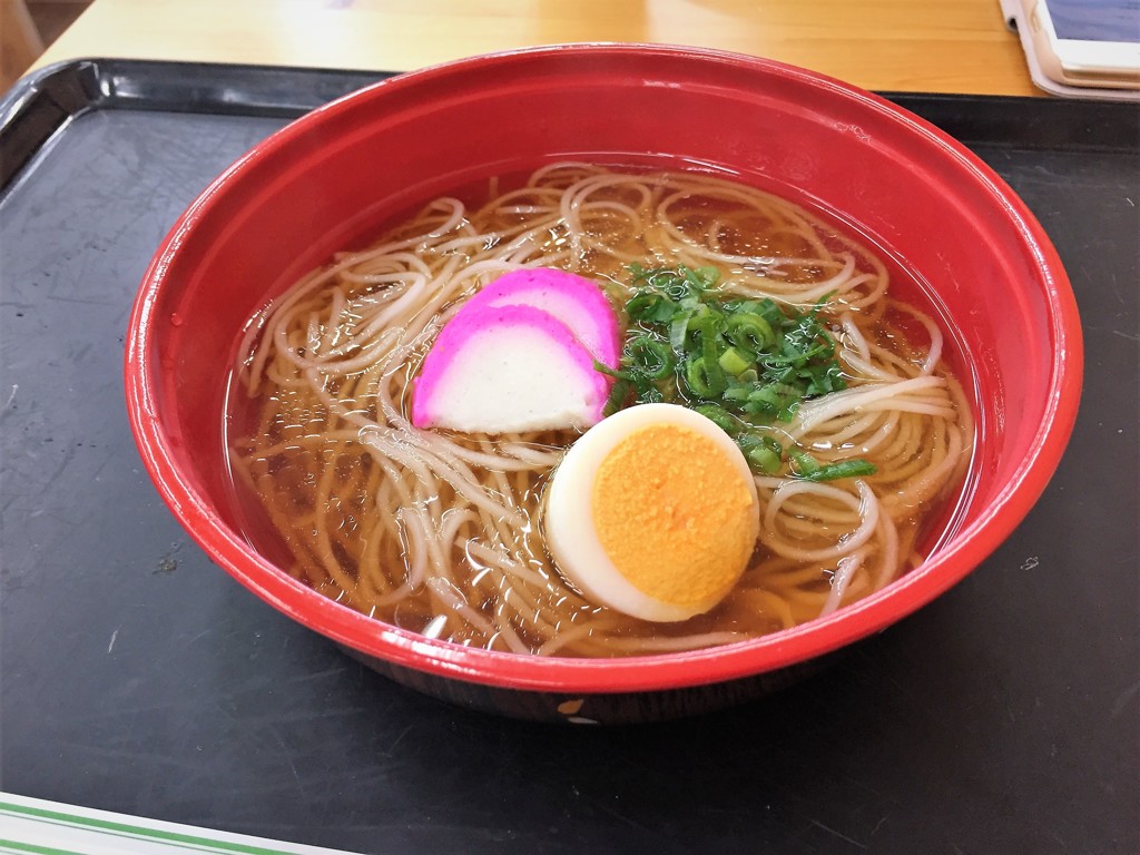 昼食　米粉ラーメン