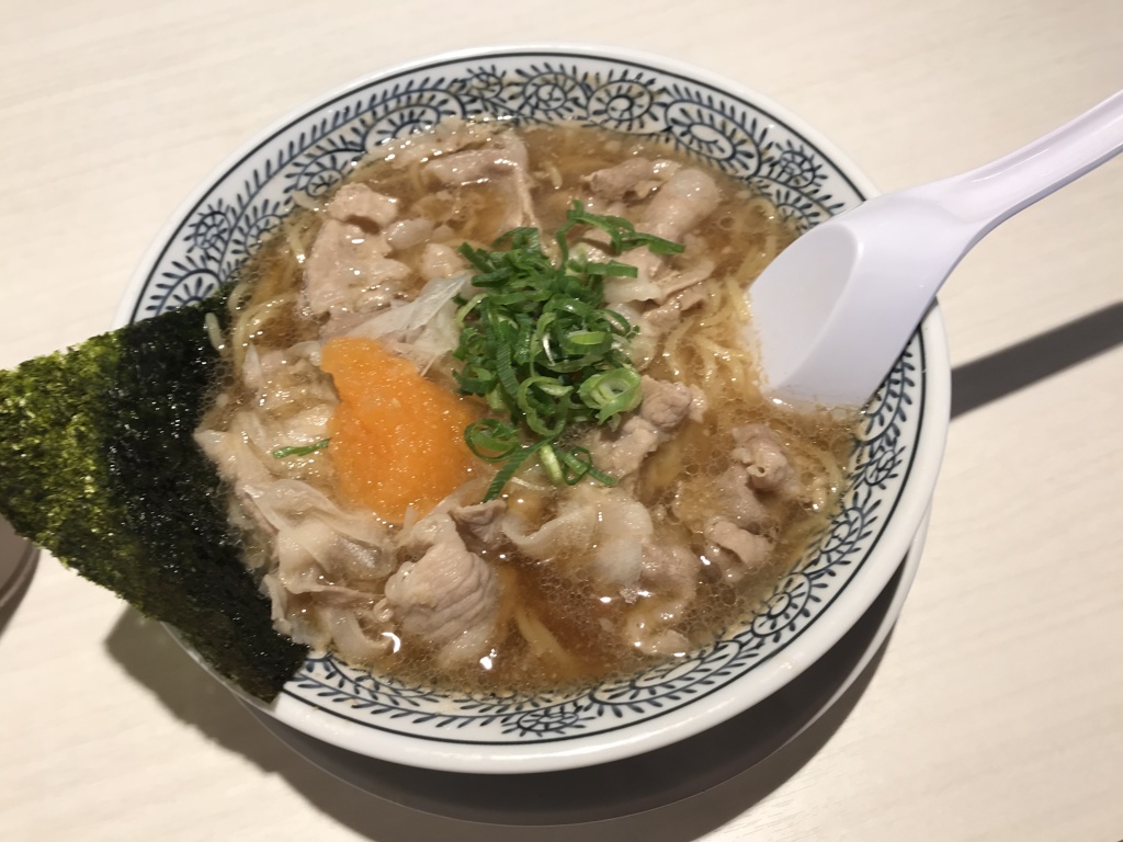 昼食　ラーメン