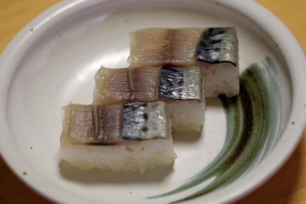 夜食　　バッテラ